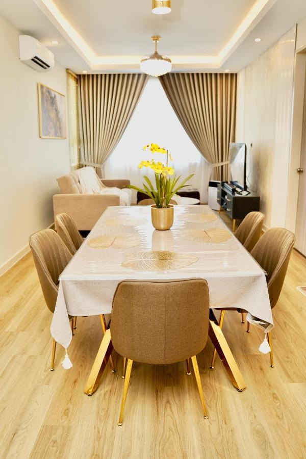 Casa Callisto Homestay - New Seaview With Pool 3Br Apartment Ladang Tanjung クアラ・トレンガヌ エクステリア 写真