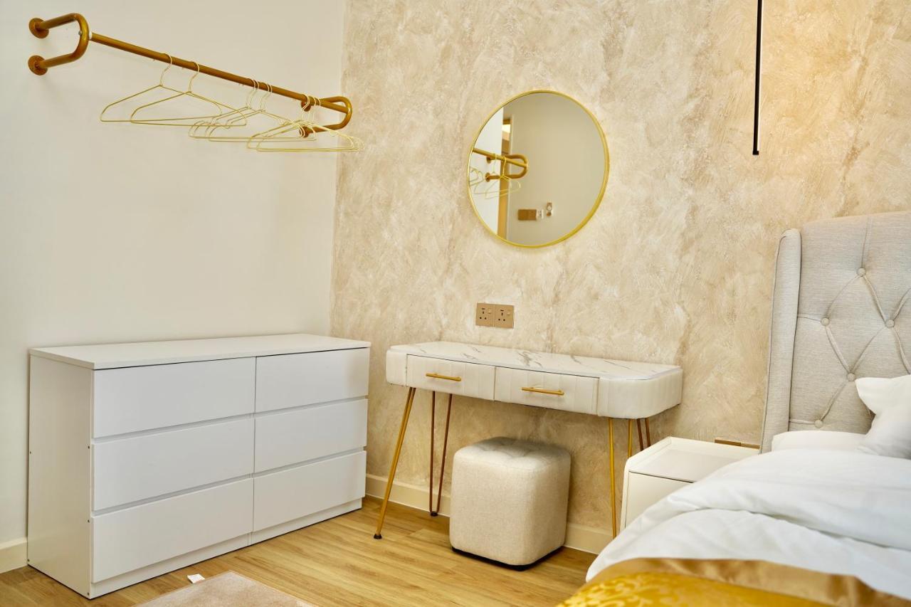 Casa Callisto Homestay - New Seaview With Pool 3Br Apartment Ladang Tanjung クアラ・トレンガヌ エクステリア 写真