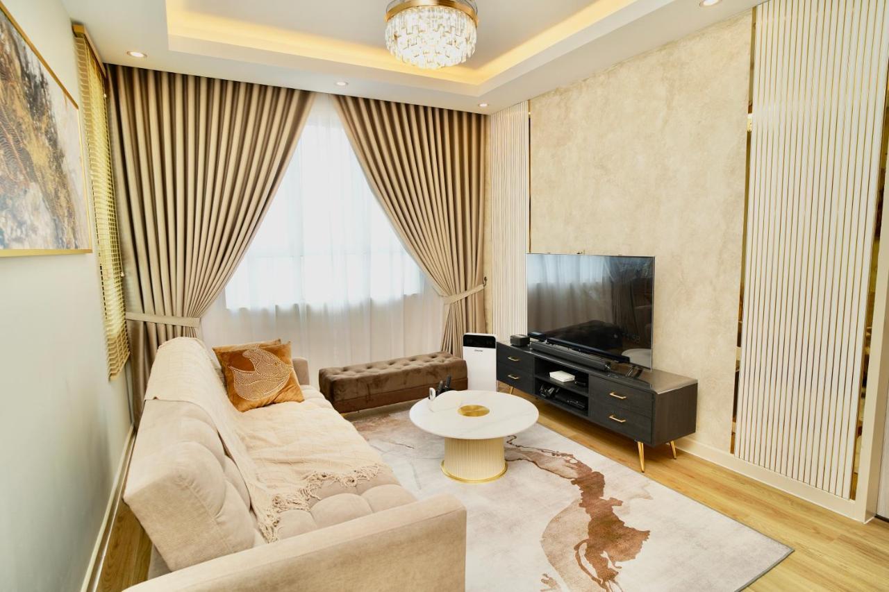 Casa Callisto Homestay - New Seaview With Pool 3Br Apartment Ladang Tanjung クアラ・トレンガヌ エクステリア 写真
